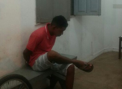 POLÍCIA CIVIL: PADRASTO É PRESO ACUSADO DE ESTUPRAR ENTEADA EM PEDREIRAS